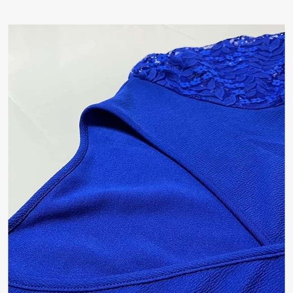 V Neck Bodycon Midi Dresses - Picture 5 of 7